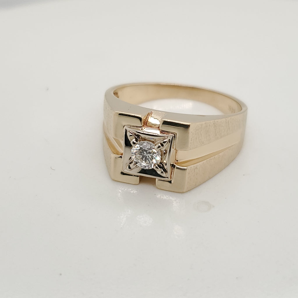 Vintage Mens 14kt Yellow Gold and Diamond Ring