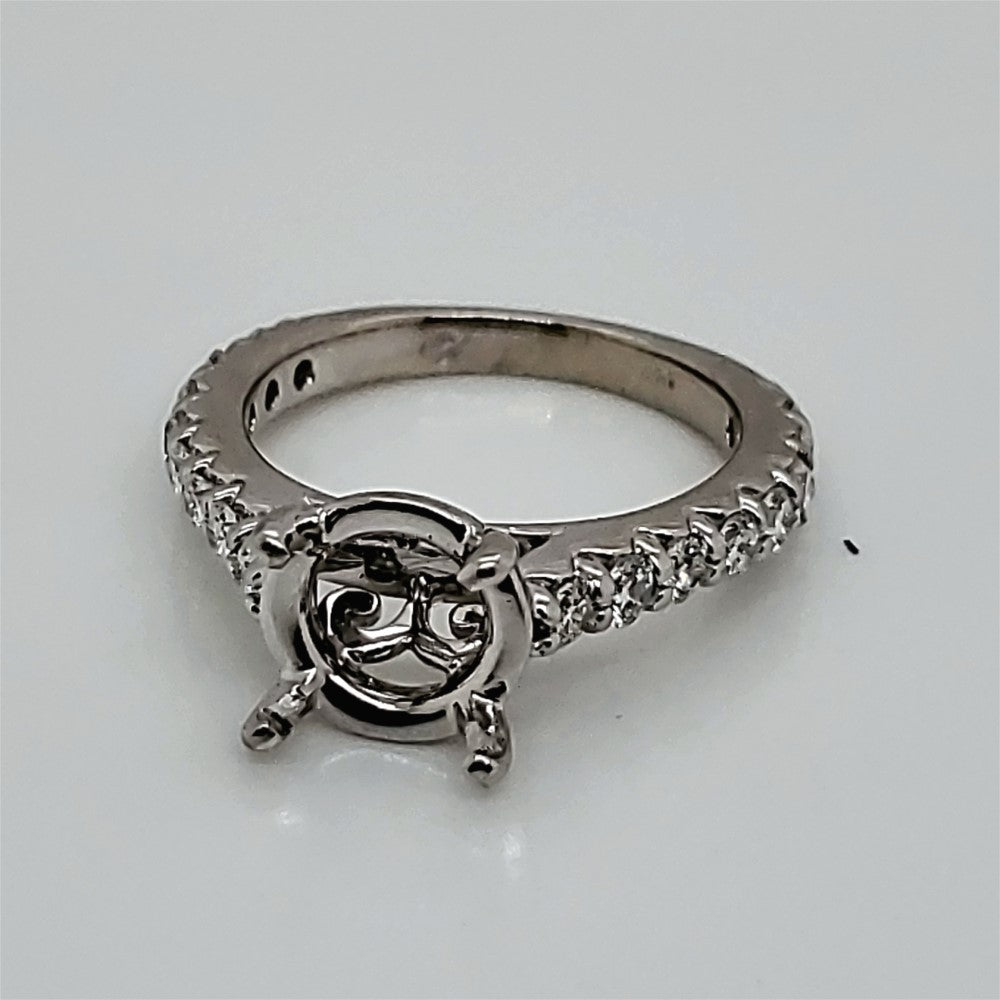 14kt White Gold and Diamond Engagement Ring Mounting