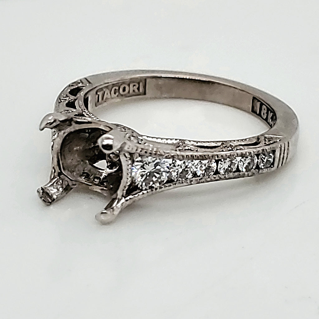 Tacori 18kt White gold and Diamond Engagement Ring Setting