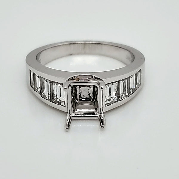 14kt White Gold Emerald Cut Diamond Mounting