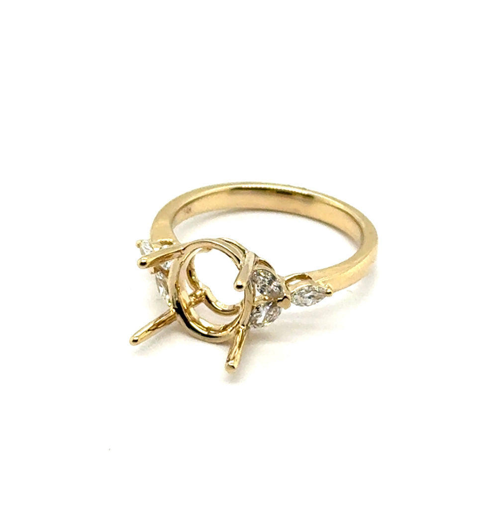 0.37 Ctw 14kt Yellow Gold 10x8mm Oval Center Diamond Semi-Mount