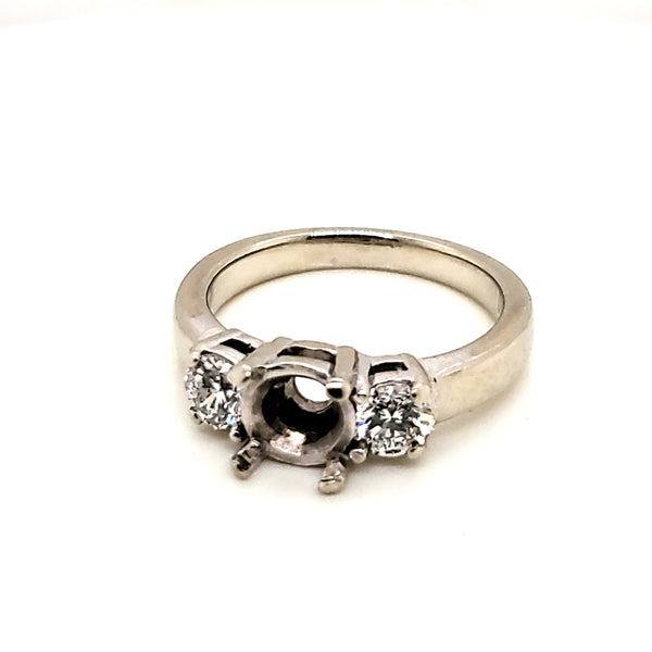14kt White Gold and Diamond Engagement Ring Mounting