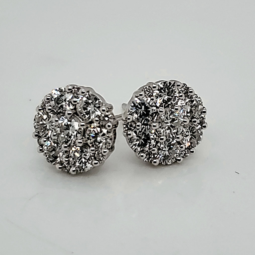 14kt White Gold Diamond Cluster Earrings