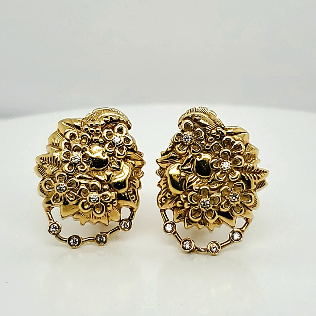 18Kt Yellow Gold And Diamond Earrings