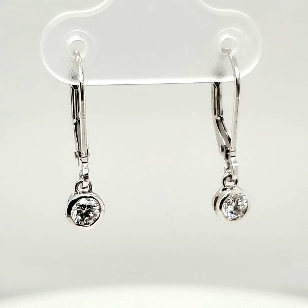 14kt White Gold Diamond Dangle Earrings