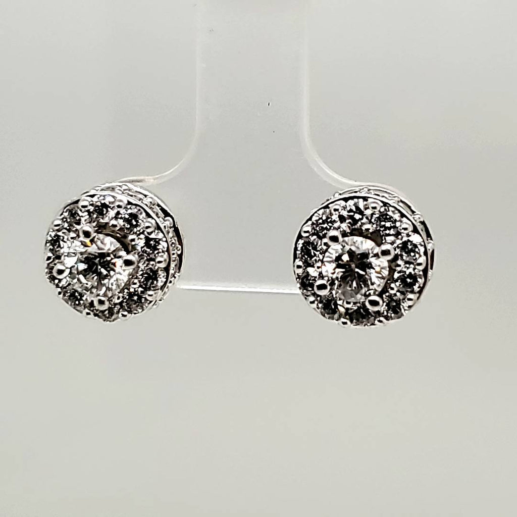 14kt White Gold 1.00 Carat Diamond stud Earrings