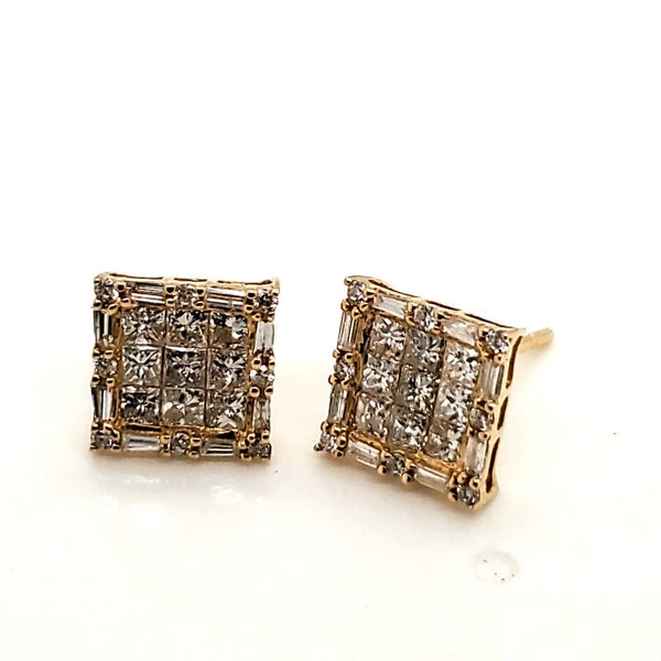 18Kt Yellow Gold Princess and Baguette Cut Diamond Stud Earrings