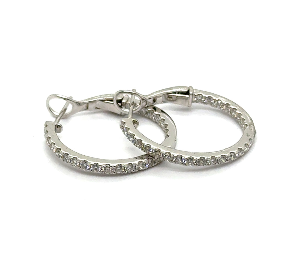 18kt White Gold 0.92Ctw Diamond Hoop Earrings