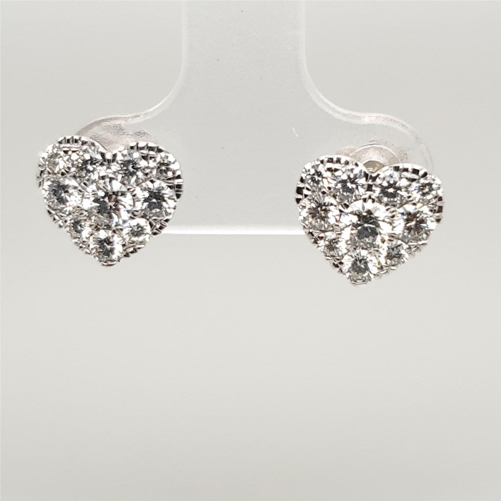 18kt White Gold Diamond Heart Stud Earrings
