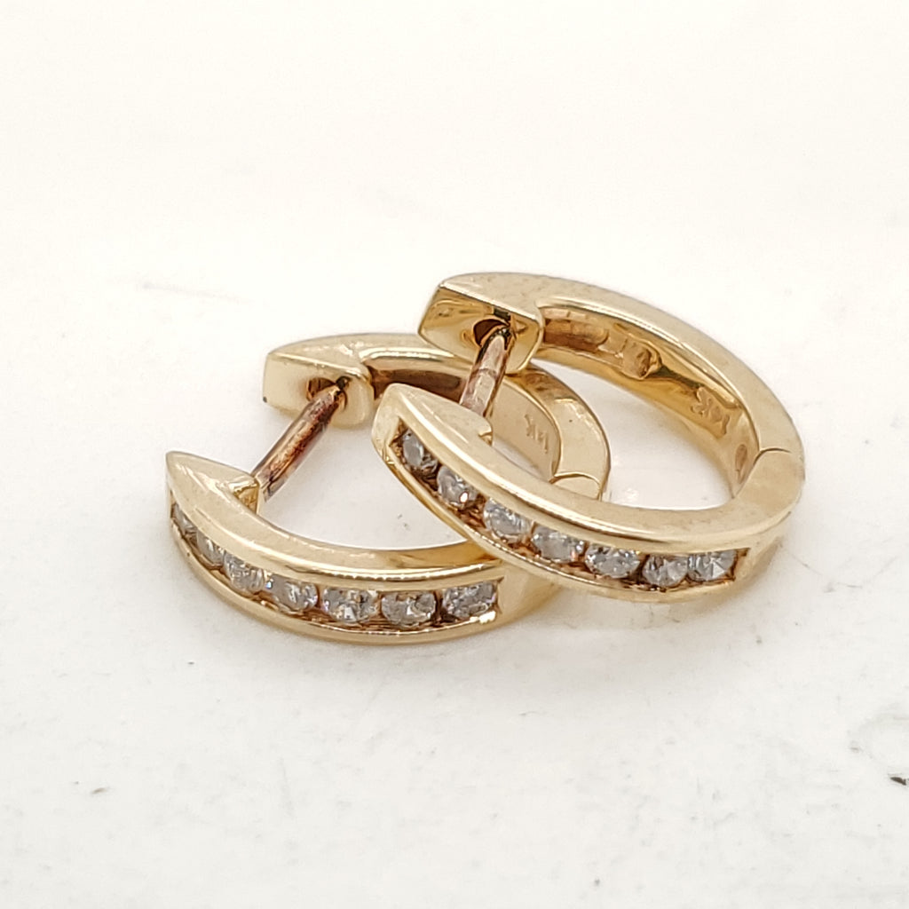 14kt Yellow Gold Diamond Huggie Hoop Earrings
