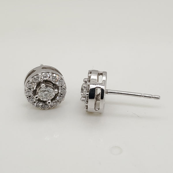 14kt White Gold Diamond Cluster Stud Earrings