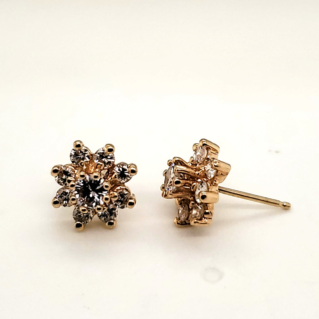 14kt Yellow Gold Diamond Earrings