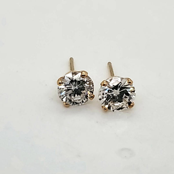 1.20 Carat Total Weight Round Diamond Stud Earrings