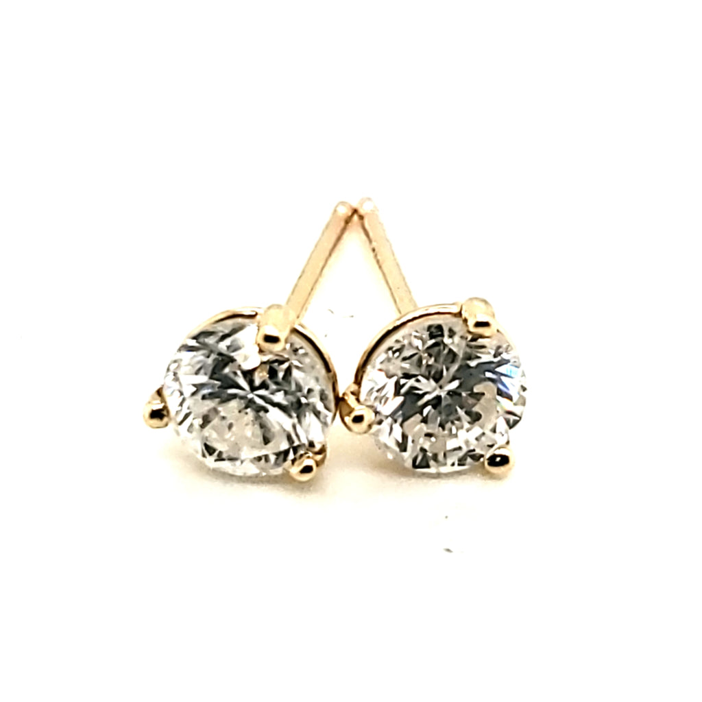 .96 Carat Total Weight Round Diamond Stud Earrings