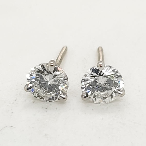 1.07 Carat Total Weight Diamond Stud Earrings