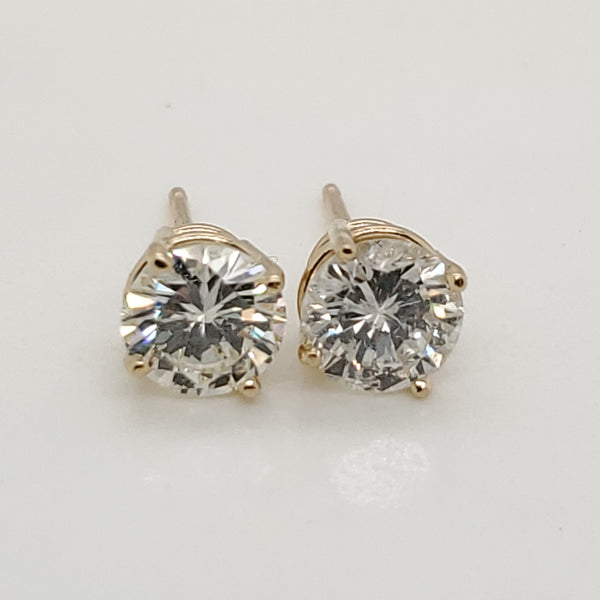 1.50 Carat Total Weight Diamond Stud Earrings