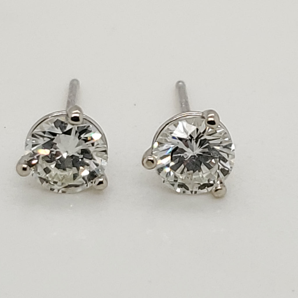 1.03 Carat Total Weight Diamond Stud Earrings