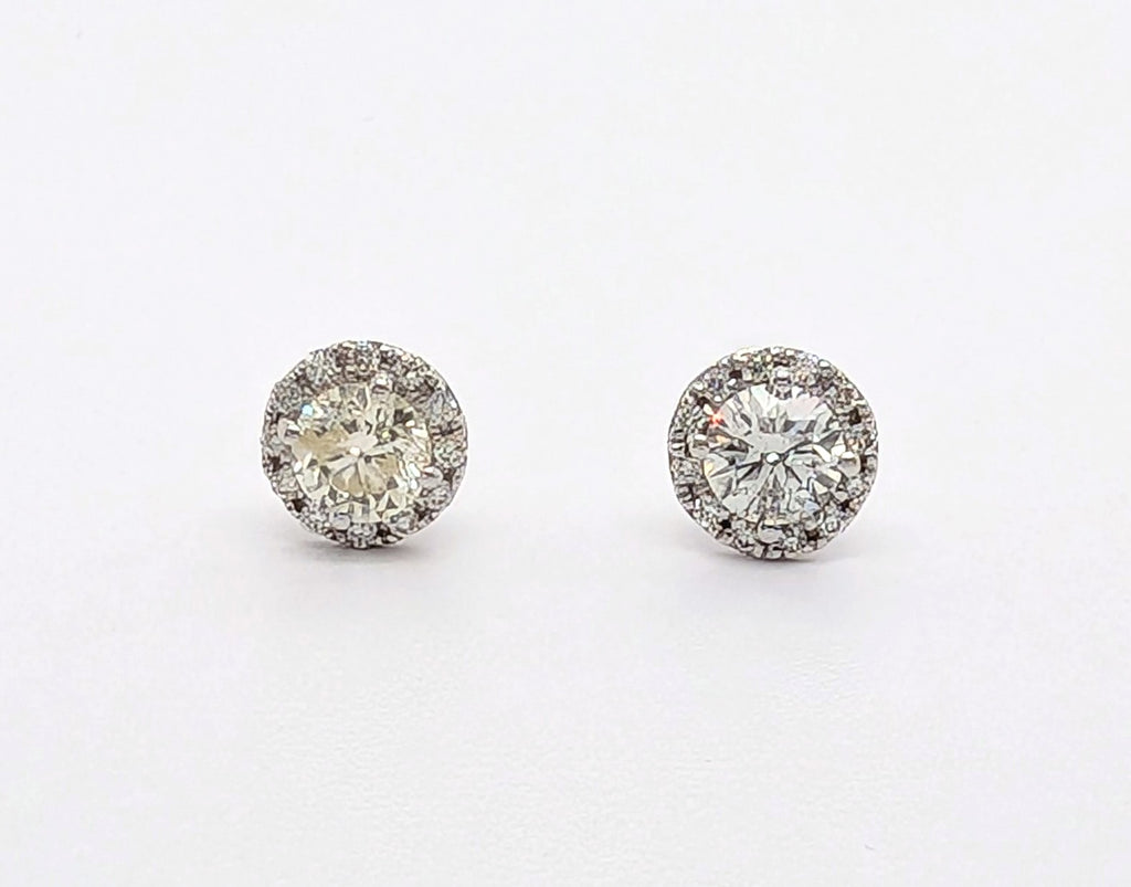 14K White Gold Diamond Halo Stud Earrings