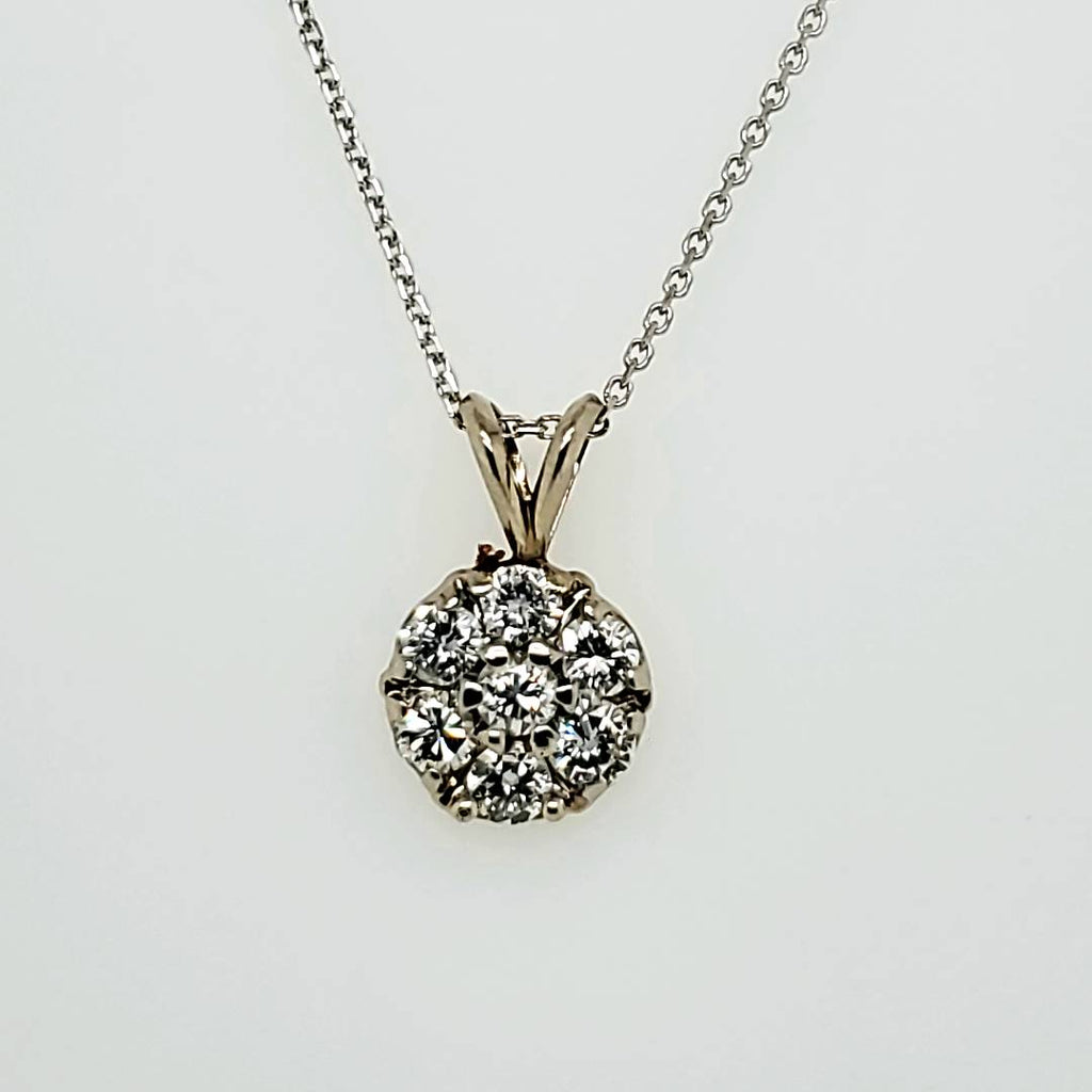 14kt White Gold Diamond Pendant Necklace