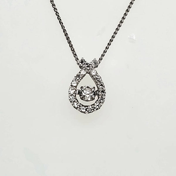 14kt White Gold Diamond Pendant Necklace