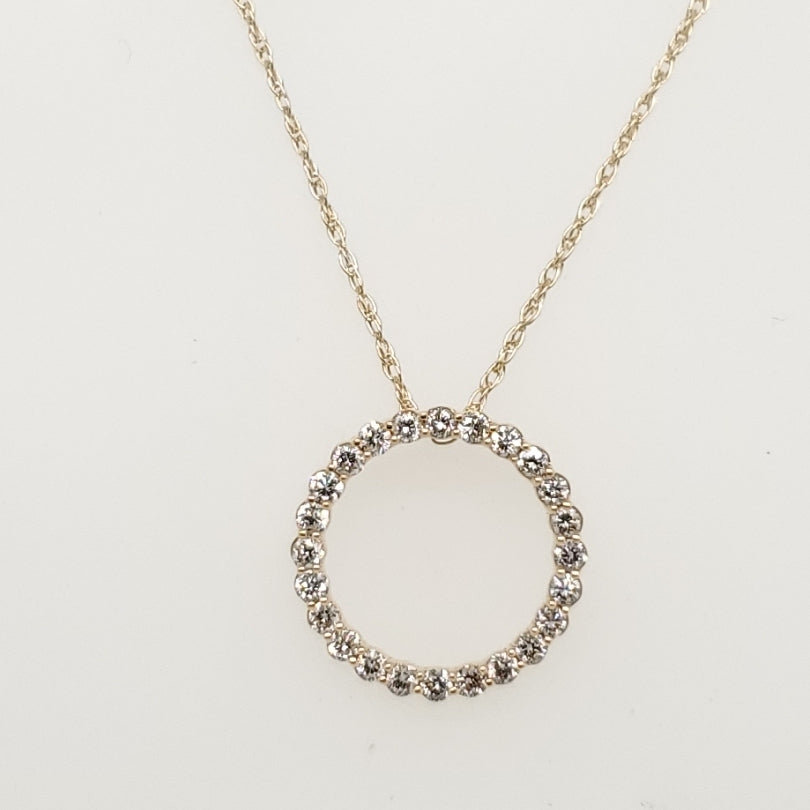 14Kt Yellow Gold And Diamond Circle Pendant