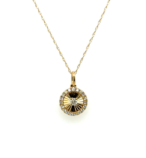 0.20 Ctw (1/5 carat) 14kt yellow gold diamond halo pendant