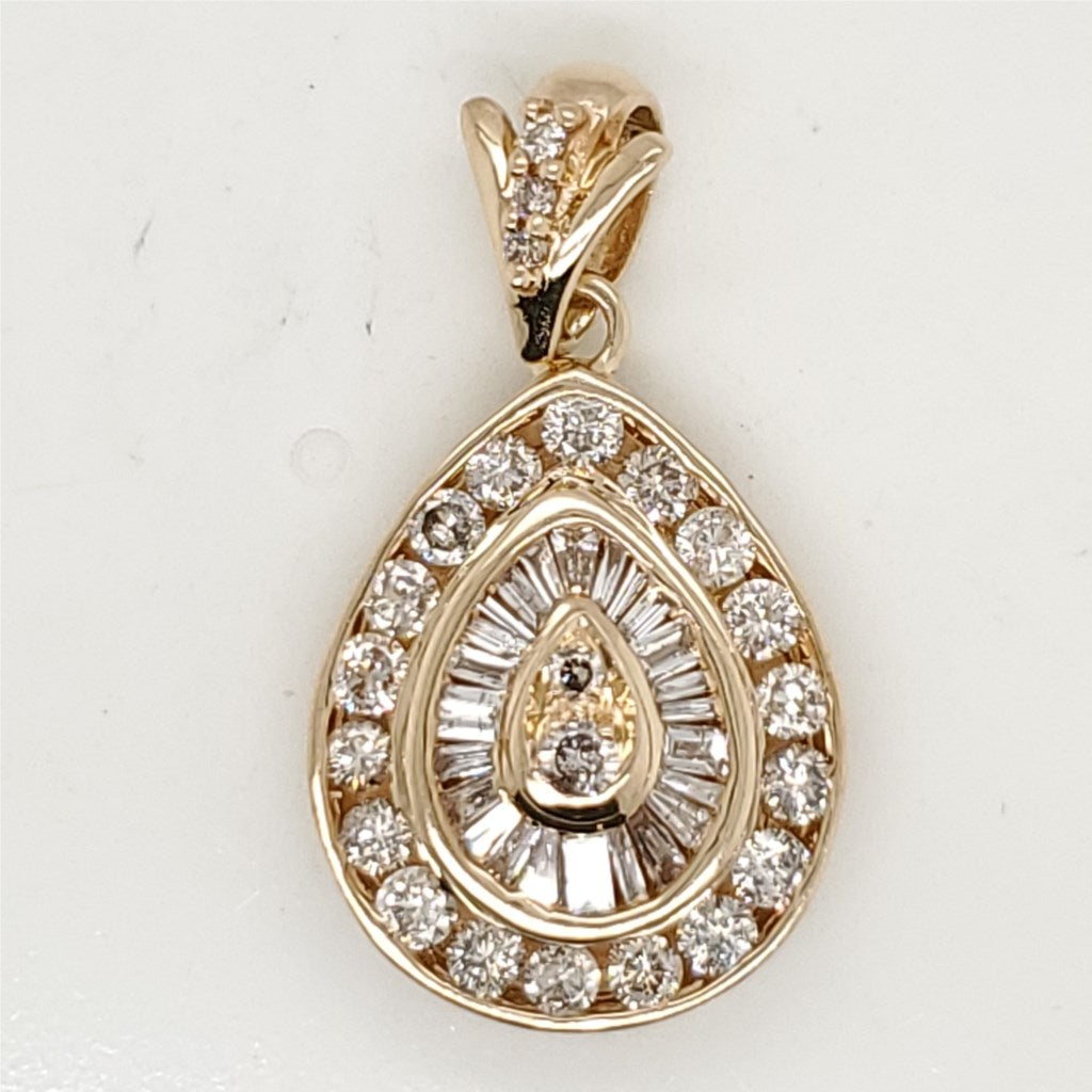 14kt Yellow Gold Round and Baguette Diamond Pendant Necklace