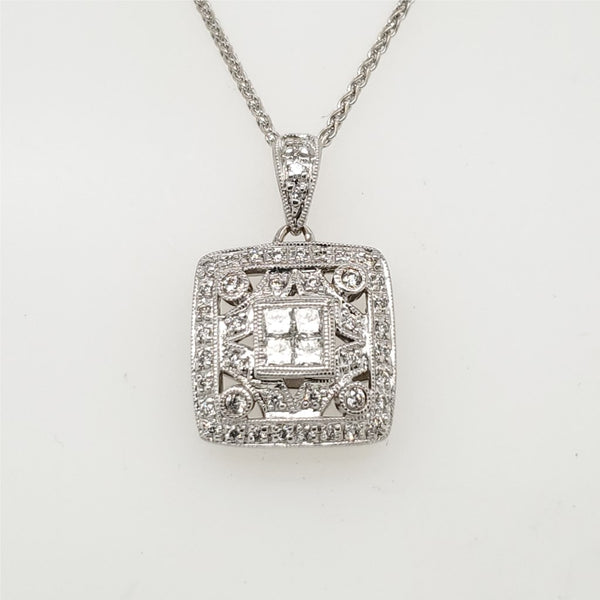 14kt White Gold Diamond Pendant Necklace