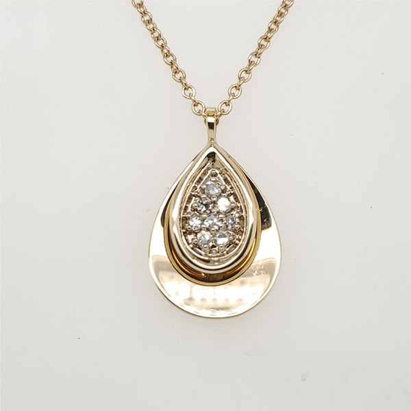 14kt Yellow gold Diamond Pendant Necklace
