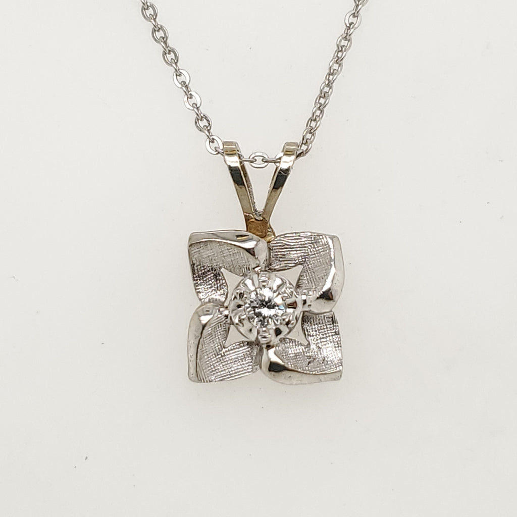 Vintage 14kt White  Gold Diamond Pendant Necklace