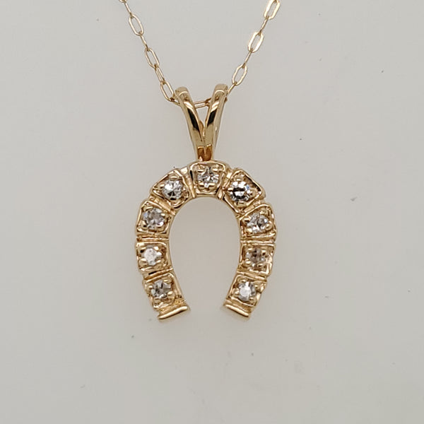 14kt Yellow Gold Diamond Horseshoe Pendant Necklace