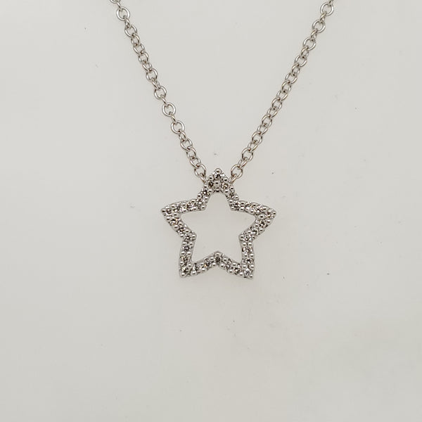 14kt white Gold Diamond Star Pendant Necklace