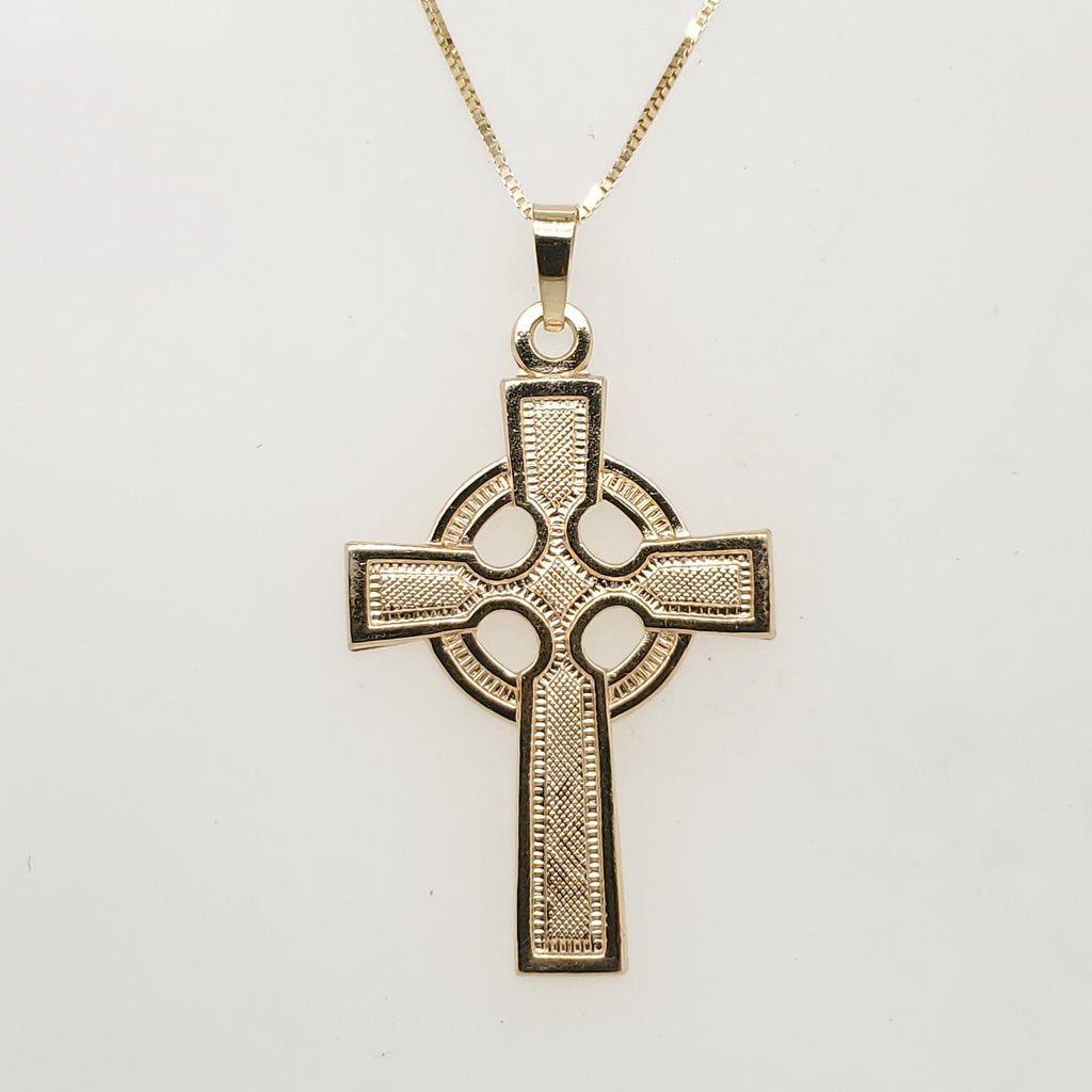 14kt Yellow Gold Celtic Cross Pendant Necklace