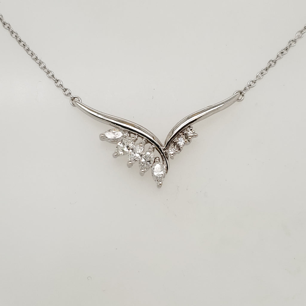 14kt Gold and Diamond Neckalce