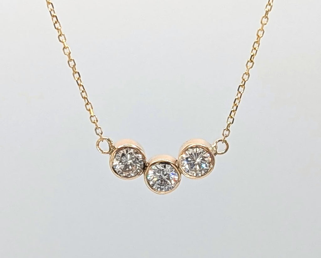 14K Yellow Gold 0.80ctw Old Mine Diamond Necklace