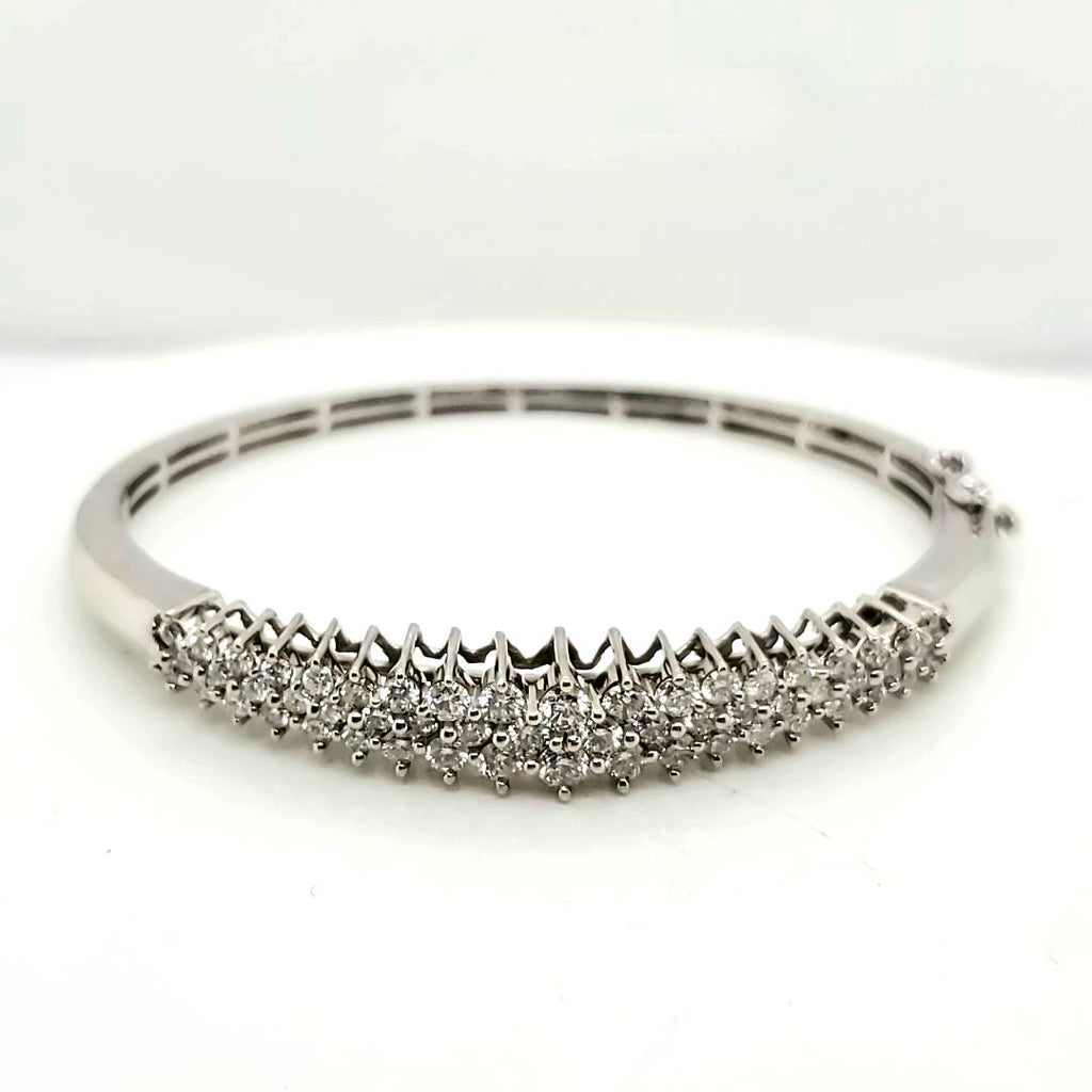 14kt White Gold 2.00 Carat Total Weight Diamond Bangle Bracelet