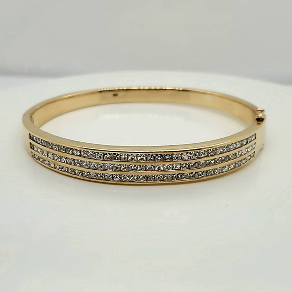 18kt Yellow Gold Princess Cut Diamond Bangle Bracelet