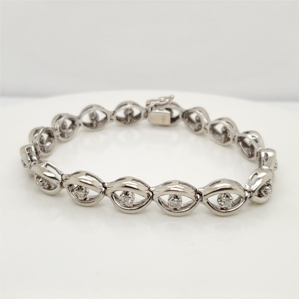 14kt White Gold and Diamond Oval Link Bracelet