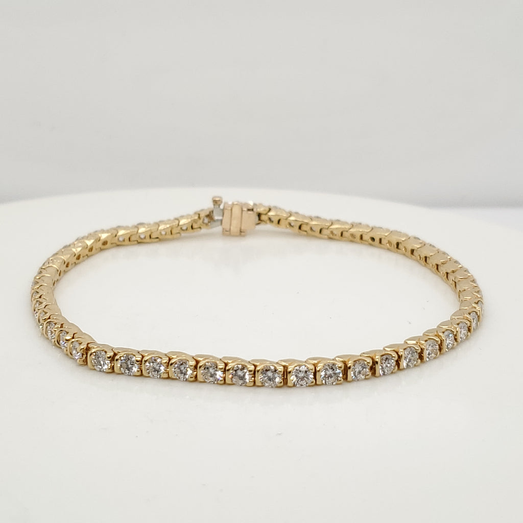4.50 Carat Total Weight 18kt Yellow Gold and Diamond Tennis Bracelet