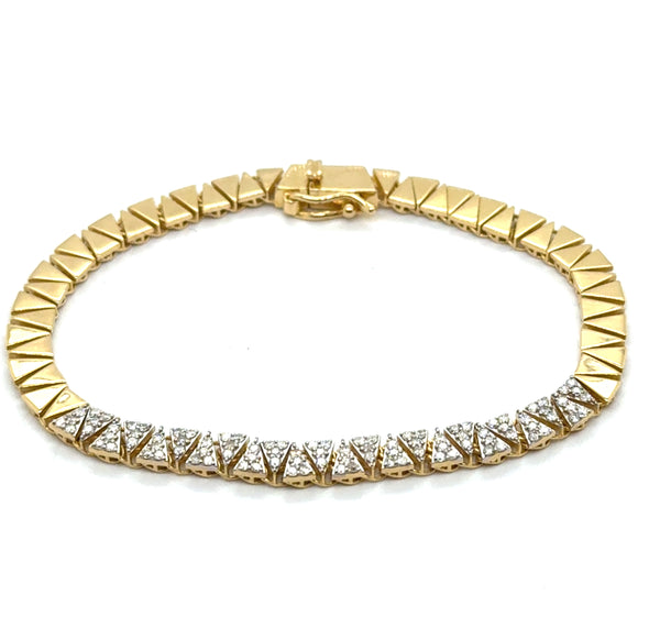 .66 Ctw 14Kt Yellow Gold Triangular Diamond Section Bracelet