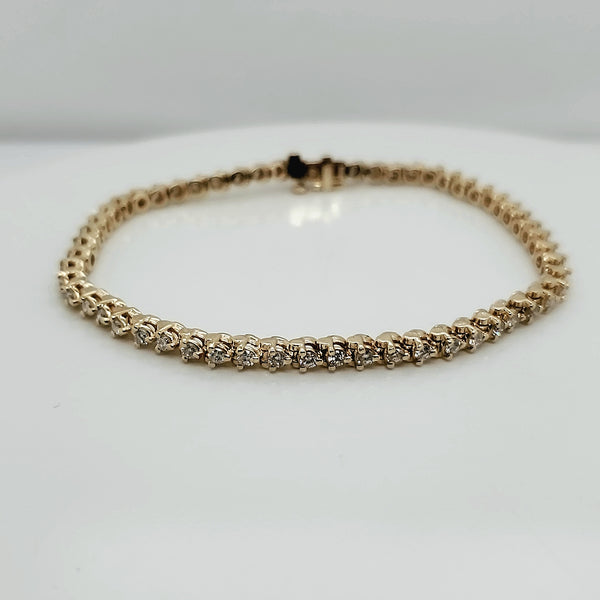 14Kt Yellow Gold 2.00 Carat Total Weight Diamond Tennis Bracelet