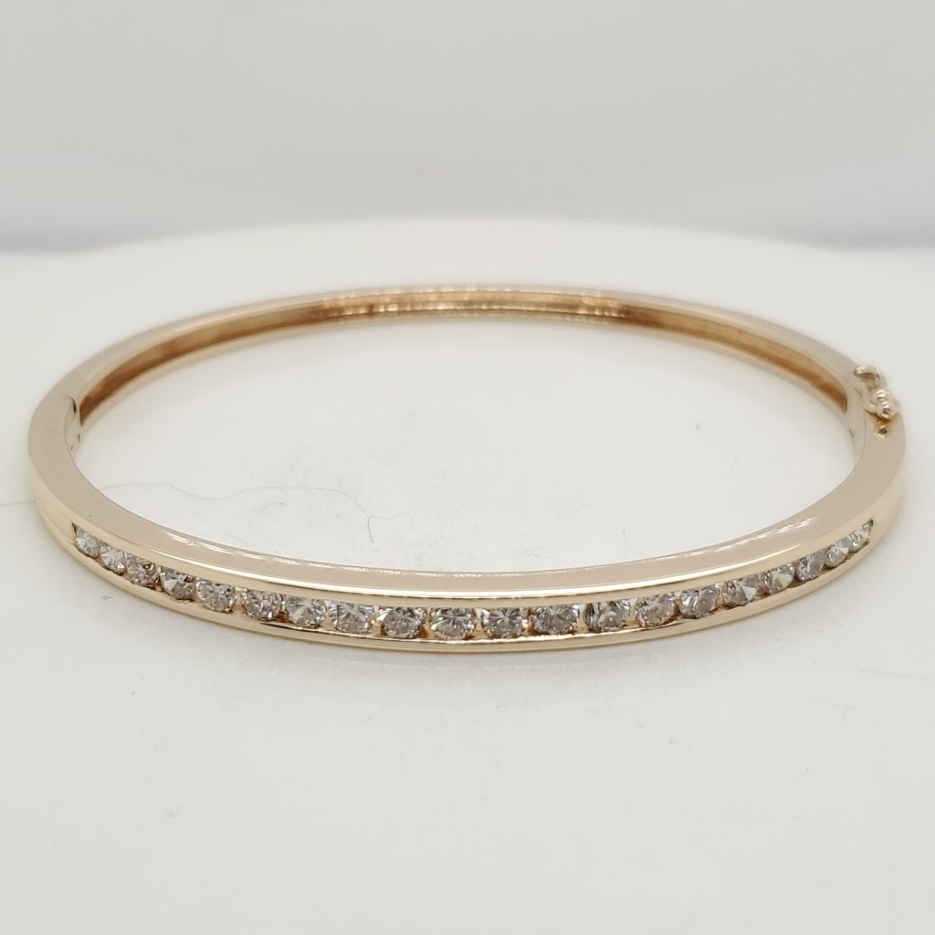 14Kt Yellow Gold and Diamond Bangle Bracelet