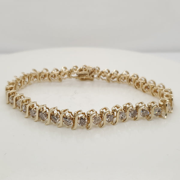 14kt Yellow Gold and Diamond 7.00 Carat Tennis Bracelet