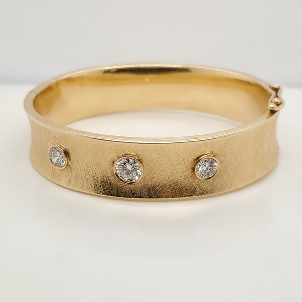 Vintage 14Kt Yellow Gold and Diamond Bangle Bracelet