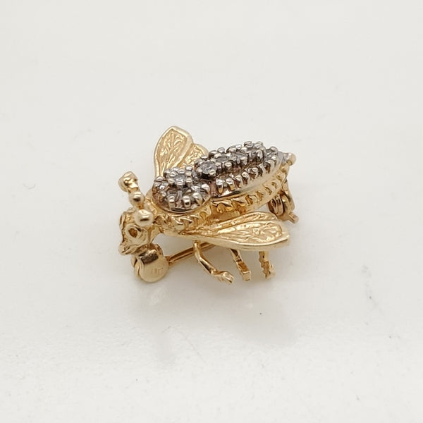 Vintage 14Kt Yellow Gold and Diamond Bee Pin