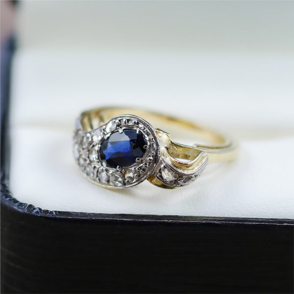 Vintage 18Kt Yellow Gold Sapphire And Diamond Snake Motif Ring