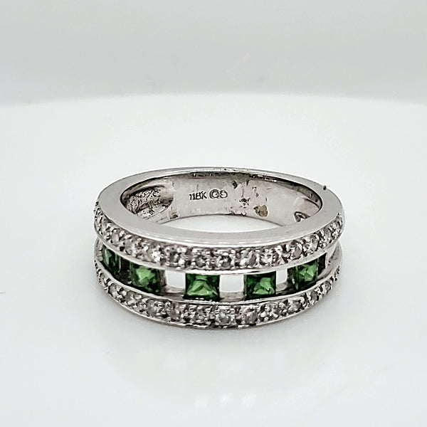 18kt White Gold Tsavorite Garnet And Diamond Ring