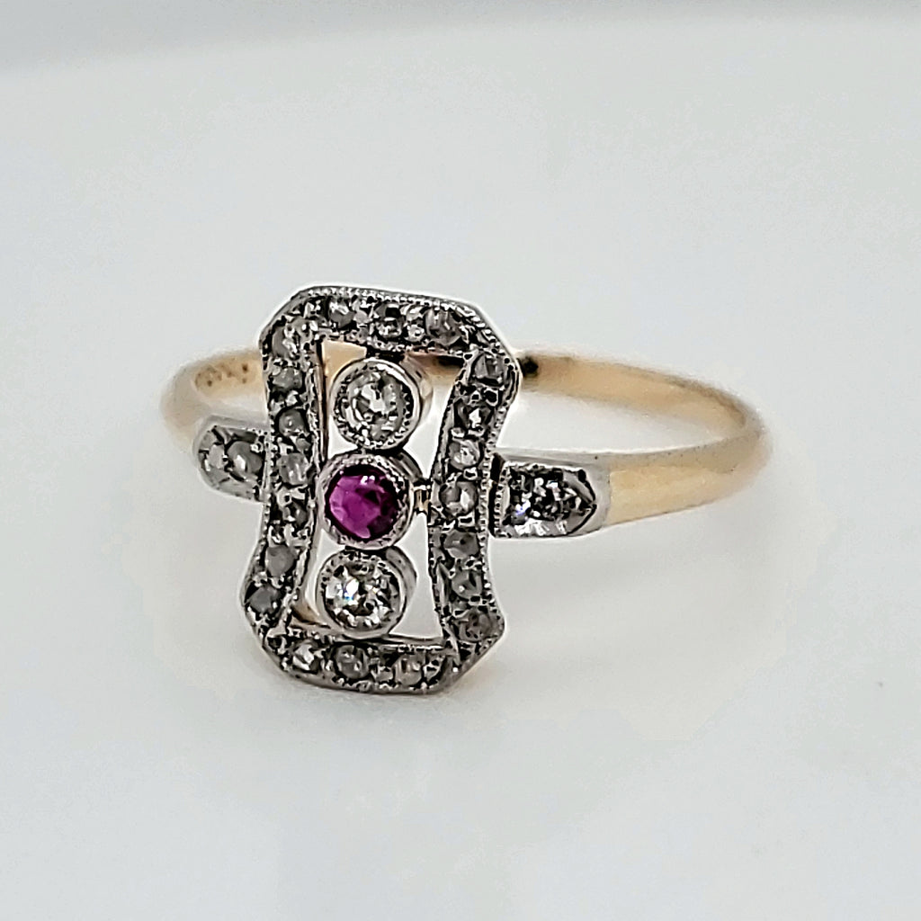Antique Victorian 14kt Ruby and Diamond Ring