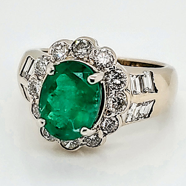 18kt yellow Gold Emerald and Diamond Ring