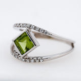 14kt White Gold Peridot and Diamond Ring